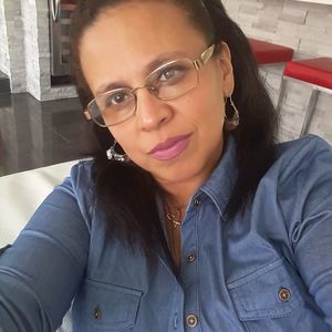 Meet your Posher, Eva